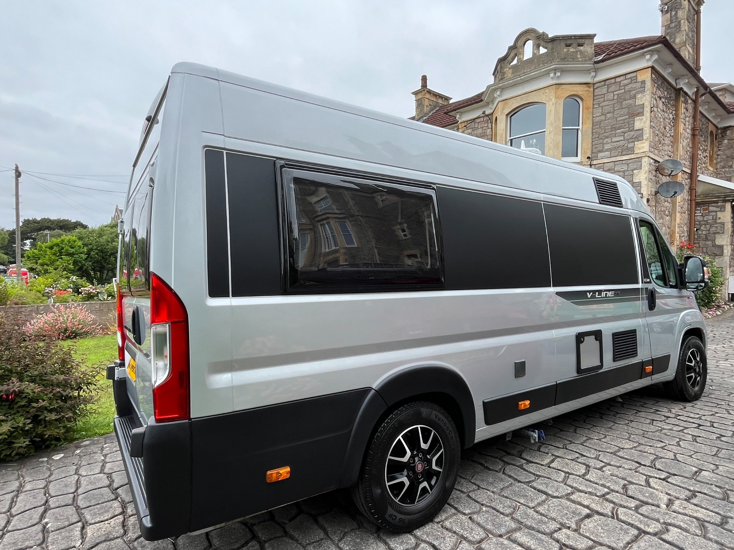 Used 2020 AutoTrail VLine 634 SE for sale in Exeter, Devon Complete